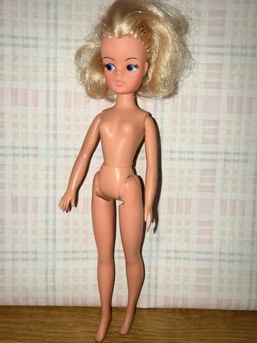 Sindy doll vintage - sindy,
