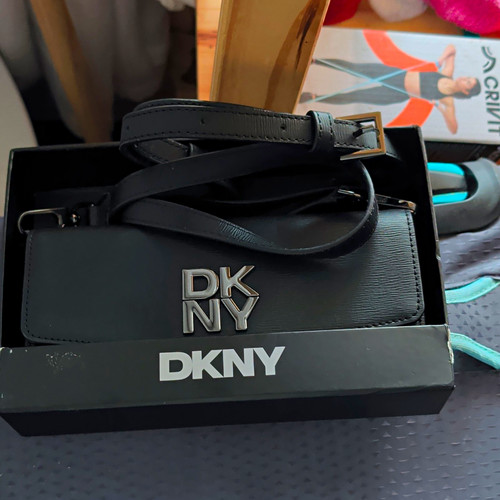 Dkny black saffiano - black, leather