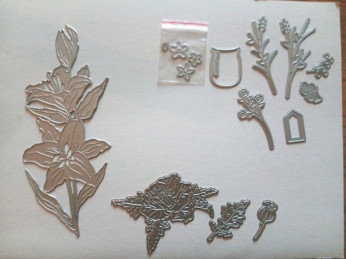 Branded floral die - 3,