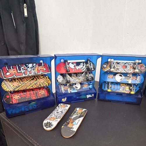 Tech deck fingerboard bundle - deck,