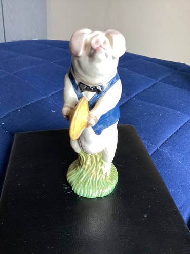Beswick pig promenade the - beswick,