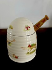 Aynsley Edwardian Kitchen Garden Honey Pot with Drizzler with sticker