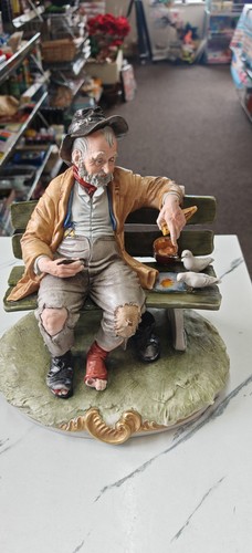 Capodimonte large homeless - large,