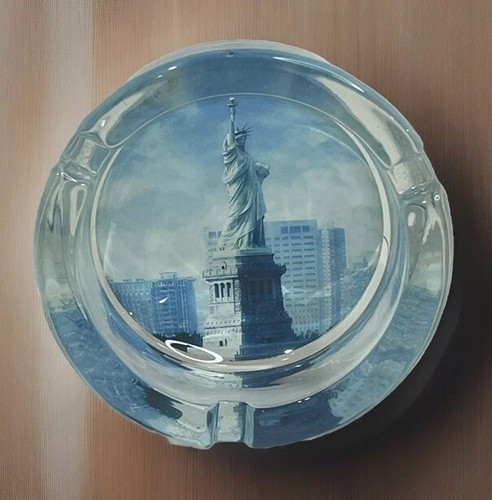 Collector statue liberty - collector, of