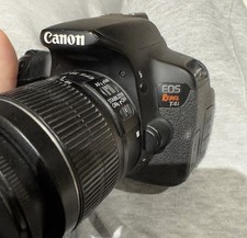 Canon EOS 650D Rebel T4i