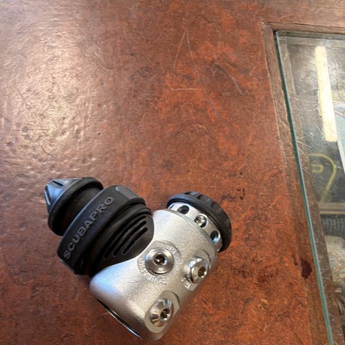 Scubapro s first - scubapro,
