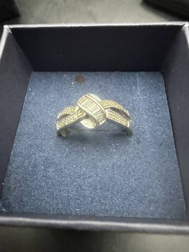 9ct white gold 20ct diamond - 0.20ct,
