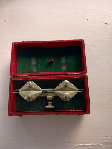 Vintage watchmaking dapthing - vintage,