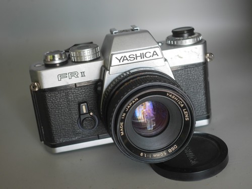 Yashica frii 35mm film camera - film,