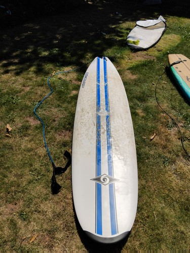 Bic surf board - 7'9",