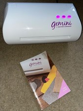 Crafters Companion Gemini die cutter/embossing machine A4