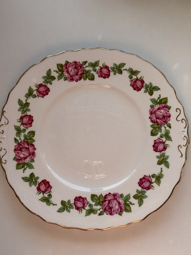 Royal vale pink - vale, cake
