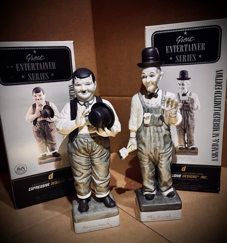 Laurel and hardy statues - laurel,