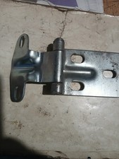 Fx4 Taxi Genuine  Bonnet Hinge