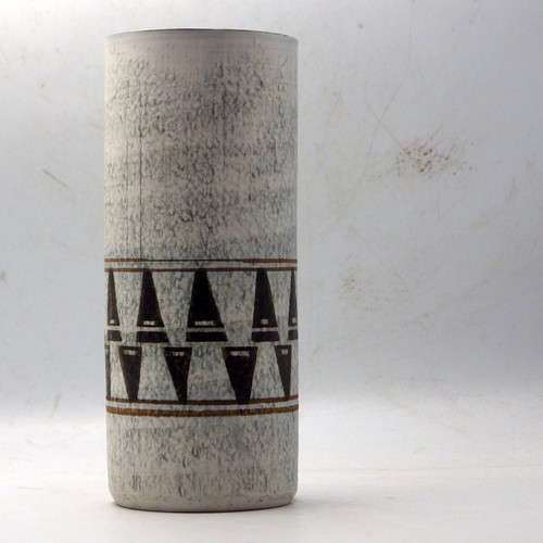 Troika pottery 1970s - pottery,