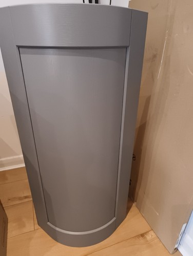 Howdens curved base - wall, door