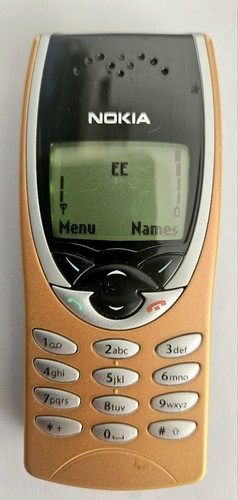 Retro genuine nokia 8210 - retro,