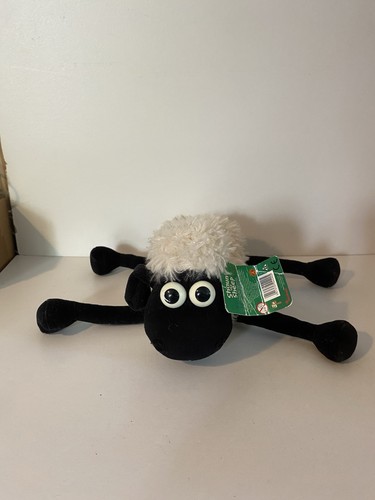 Shivering shaun the sheep - shivering,