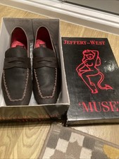 Jeffery West Muse Men’s Size