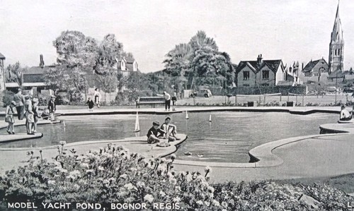 Bognor regis model yacht - model,