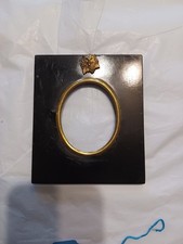 ANTIQUE EMPTY FRAME PORTRAIT