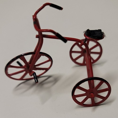 Vintage miniature metal red - miniature,