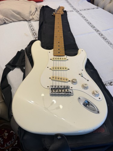 Fender stratocaster - fender, st-54