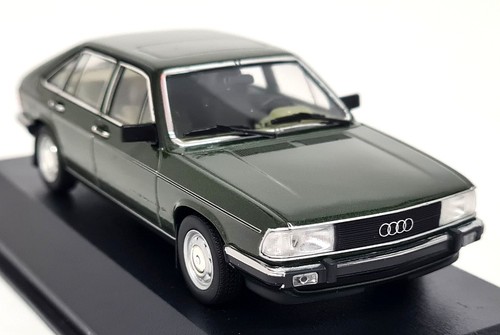 Minichamps audi 100 - 1:43,