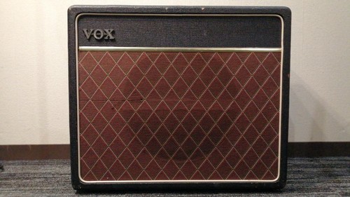Vox guitar amp - 30, lead