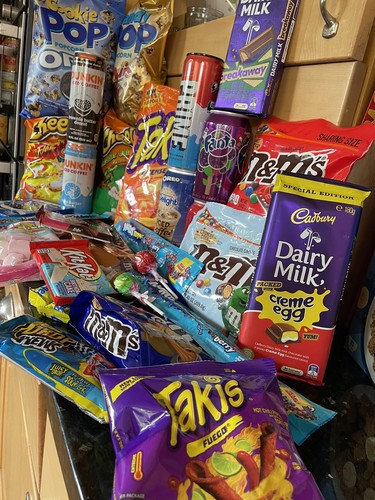 Large munchies gift - large, box