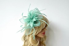 Ladies Small Looped Fascinator