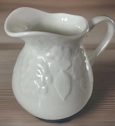 Wedgwood strawberry vine - wedgwood,