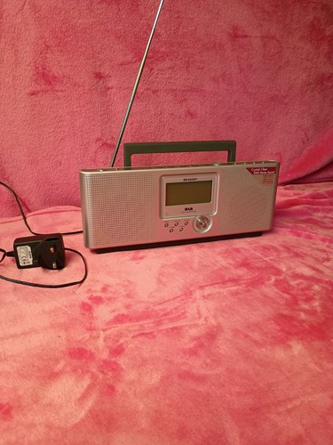 Radio sharp dab - dab, receiver