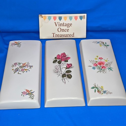 Heatherley humidity vases - humidity,
