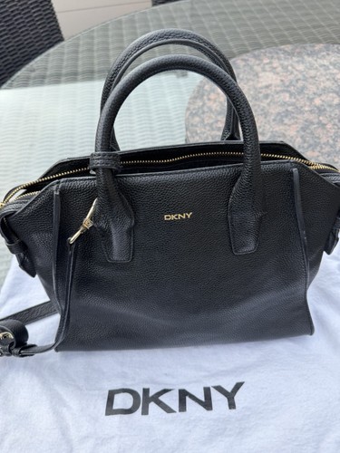 Dkny black leather medium - dkny,