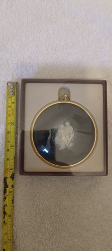 Peter bates miniature cameo - bates,