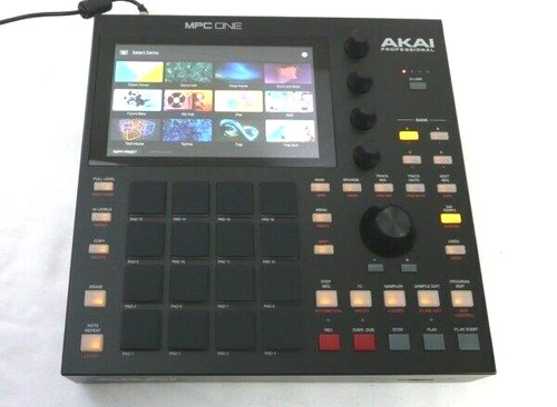 Akai professional mpc one - professional,