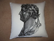 DESIGNER TIMNEY FOWLER LARGE ROMAN HEADS BLACK AND WHITE CLASSIC DESIGN