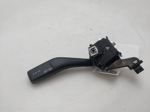 1k0953513 9582241 turn signals - 9582241,