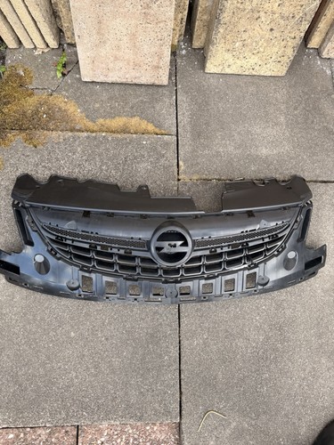 Vauxhall corsa front grill - vauxhall, d