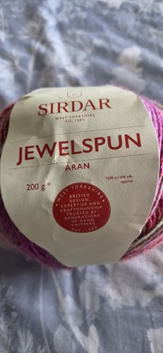 Ball sirdar jewelspun - ball, of