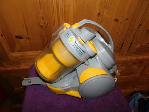 Dyson dc05 cylinder vacuum - cylinder,