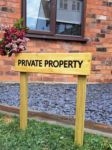 Wooden free standing private - wooden,