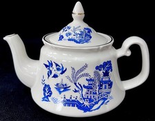 Price Kensington Potteries Vintage Blue White Willow Pattern Small 1 Pint Teapot