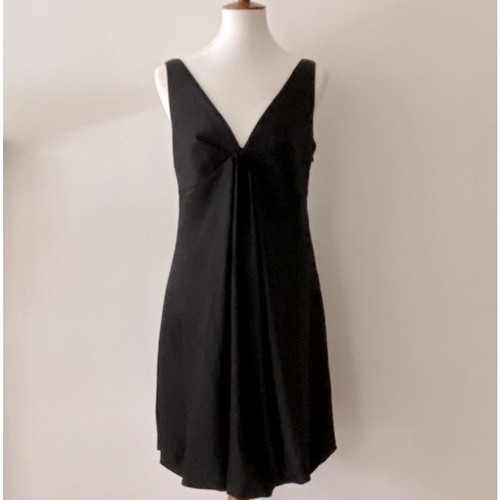 Black minimalist dress - black,