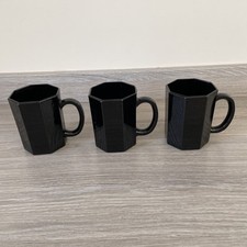 Vintage Arcoroc Octime hexagonal black glass mugs x 3 80s retro 10cm France