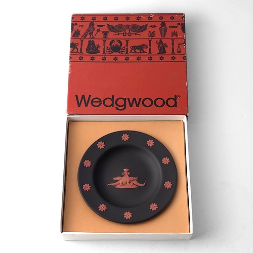 Wedgwood jasperware black - wedgwood,