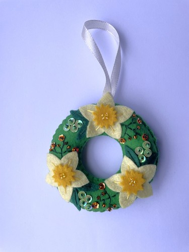 Handmade felt easter wreath - handmade,