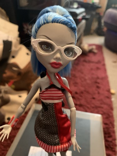 Monster high ghoulia yelps - monster,