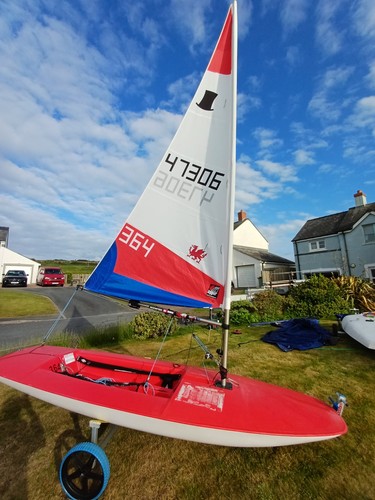 Topper sailing dinghy with - topper,